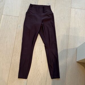 Burgundy Alo High-Waisted Leggings